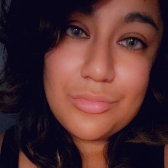 Meet your Posher, Nina - Picture 4 of 4